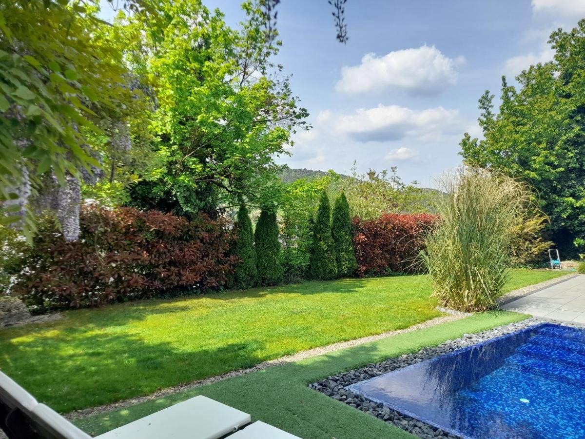 Private Family Villa บูดาโอร์ช ภายนอก รูปภาพ