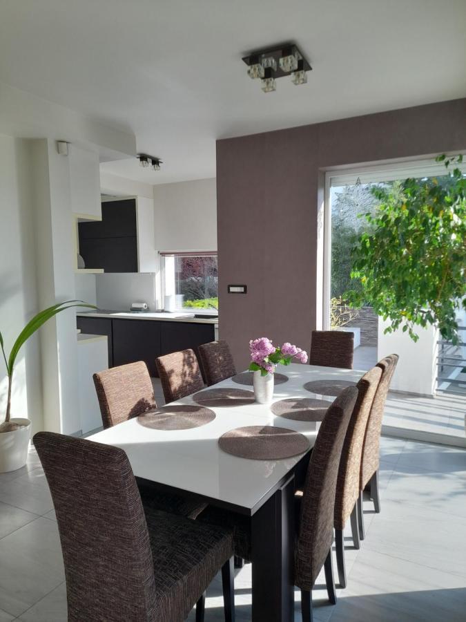 Private Family Villa บูดาโอร์ช ภายนอก รูปภาพ