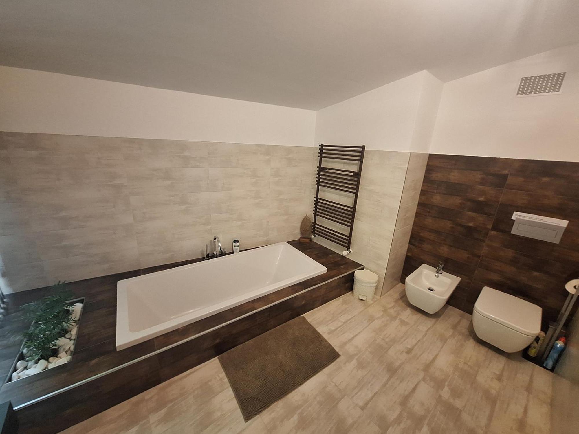 Private Family Villa บูดาโอร์ช ภายนอก รูปภาพ
